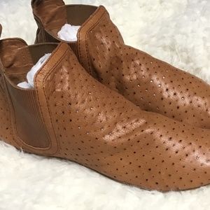 Pedro Garcia Anorah “Squashy” Chelsea Boot…